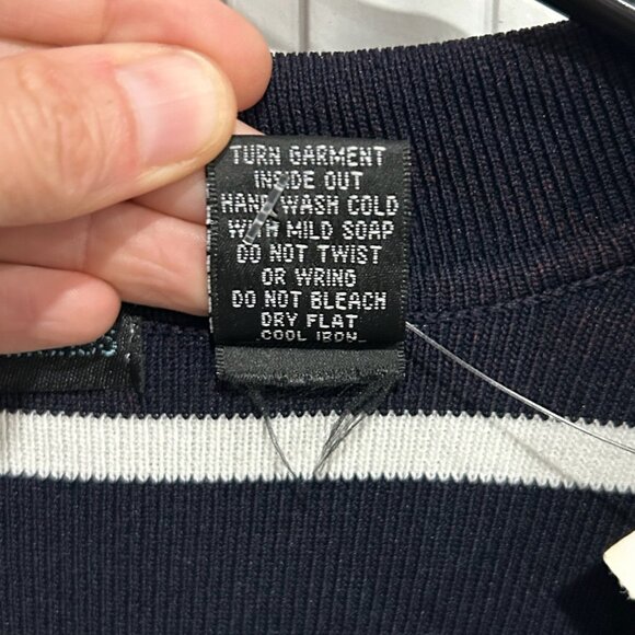 Yarns & Stitches Small Striped Red Trim Button Front Cardigan Nautical Preppy NW - Picture 8 of 11